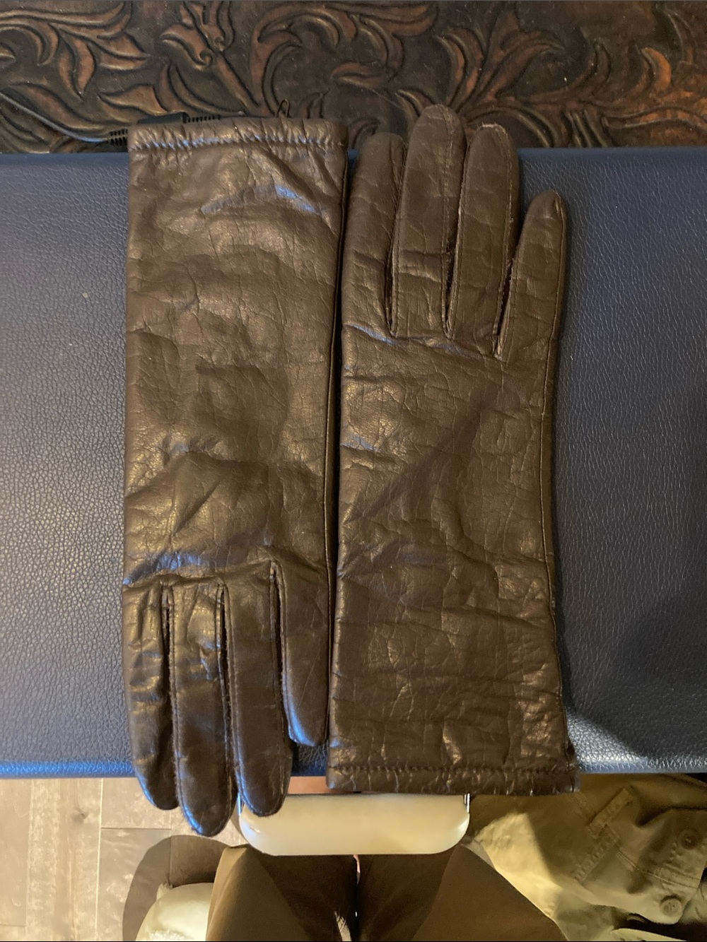 Vintage faux leather gloves